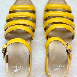 Women’s Dansko’s size 38